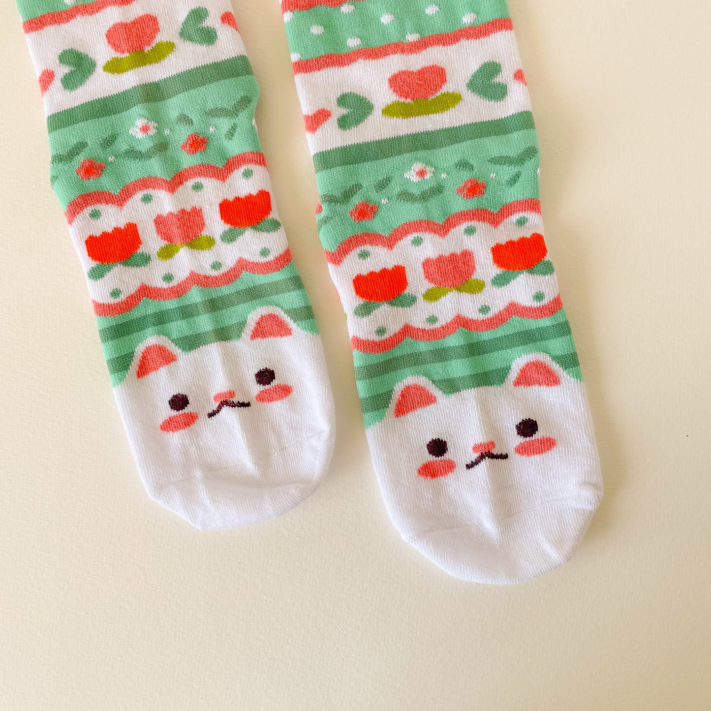 Crème the Cat Tulip Pattern - Cotton Socks