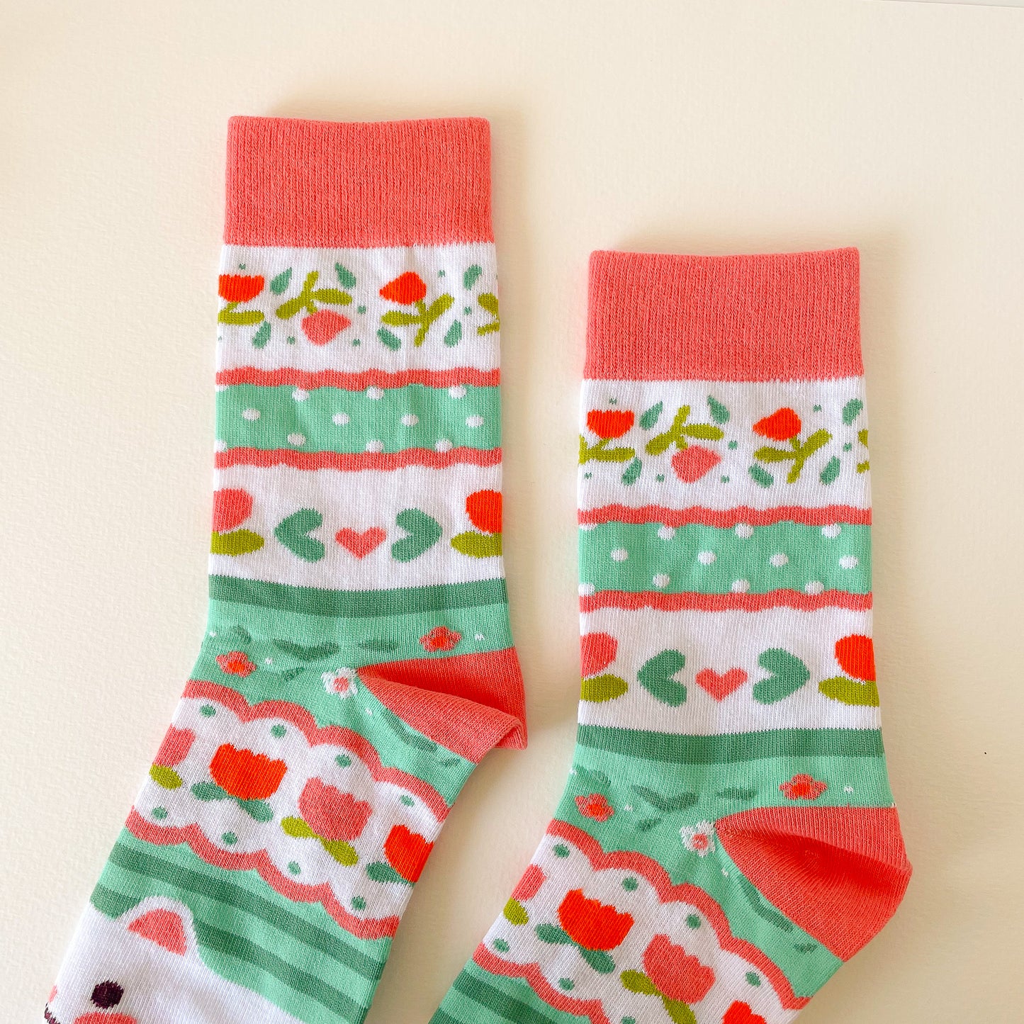Crème the Cat Tulip Pattern - Cotton Socks