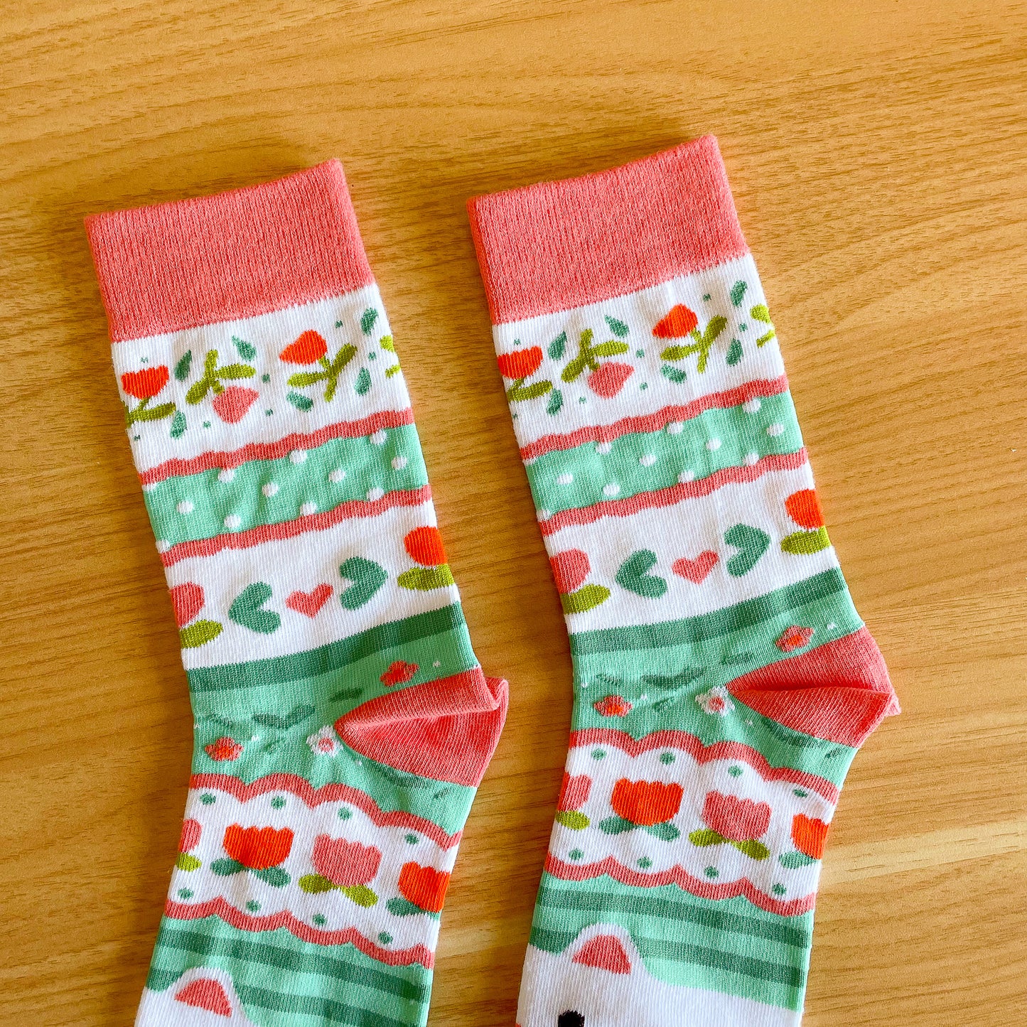Crème the Cat Tulip Pattern - Cotton Socks