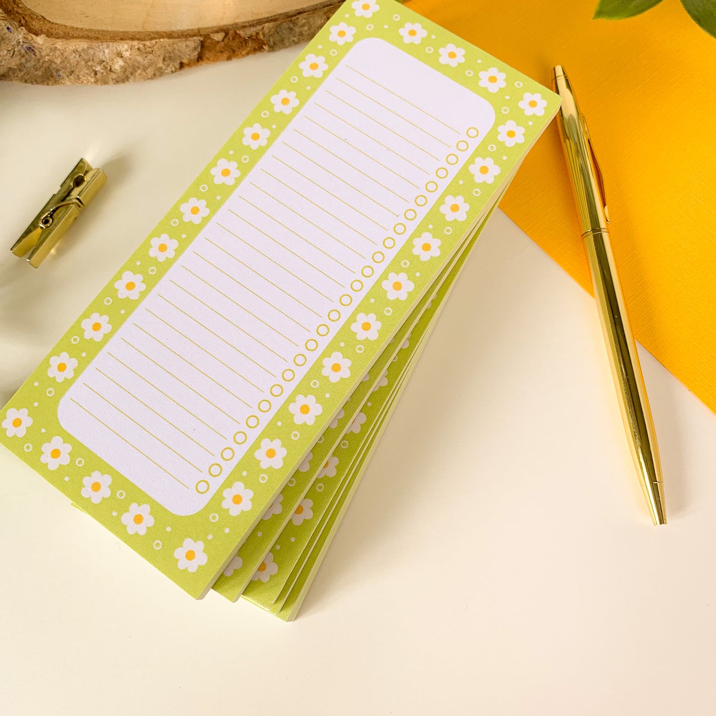 Daisy List Notepad