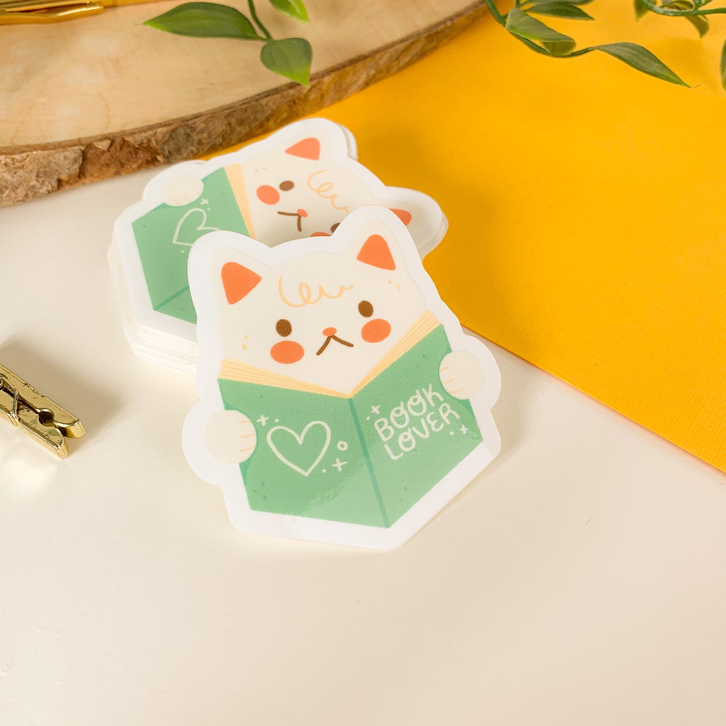 Book Lover Cat - Clear Vinyl Sticker