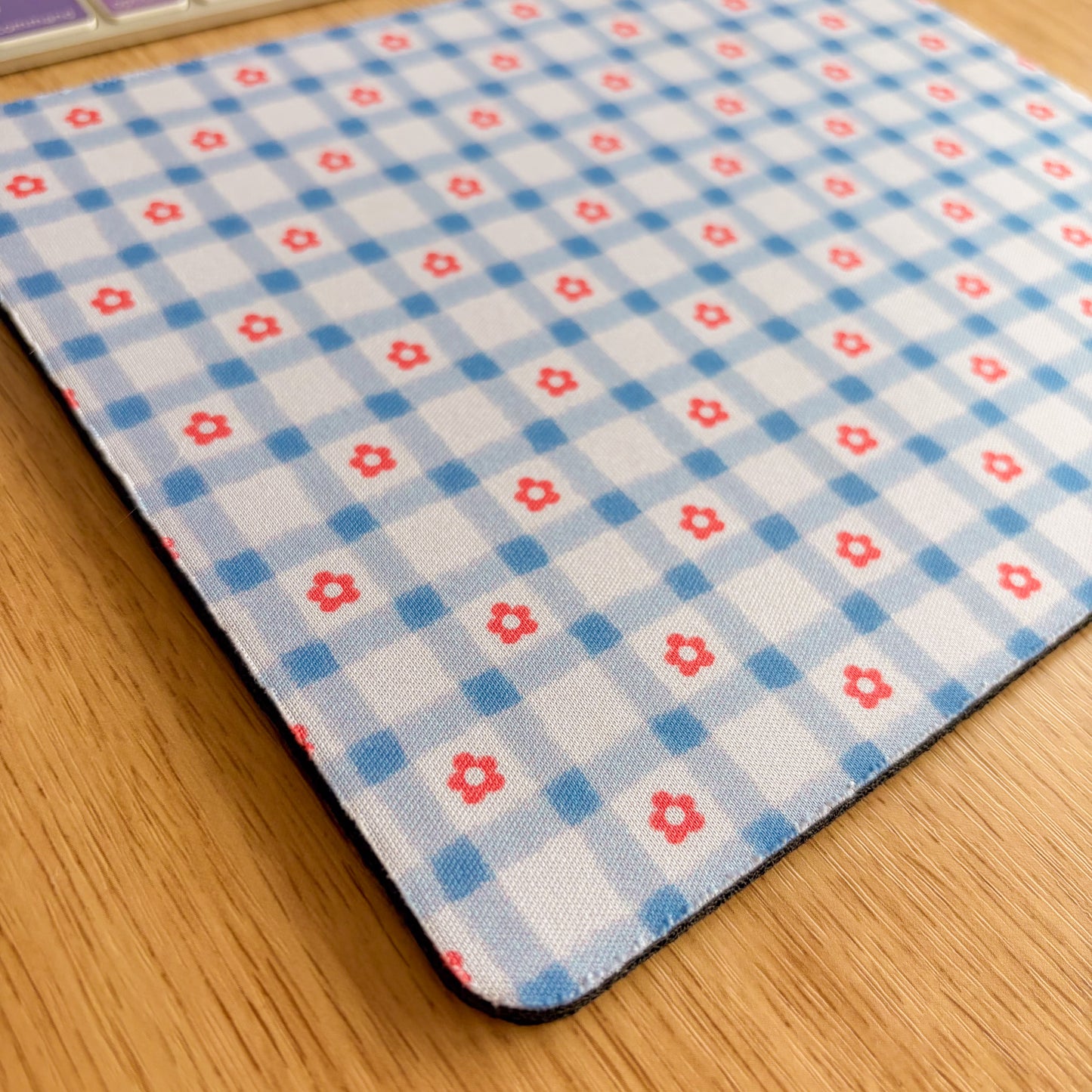 Blue Gingham Daisy - Rectangle Mouse Mat