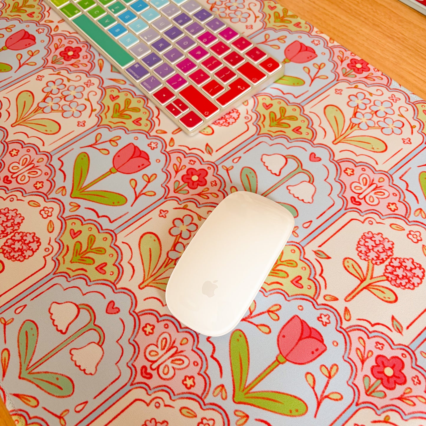 Scalloped Floral Pattern - Large Gaming Mouse Mat