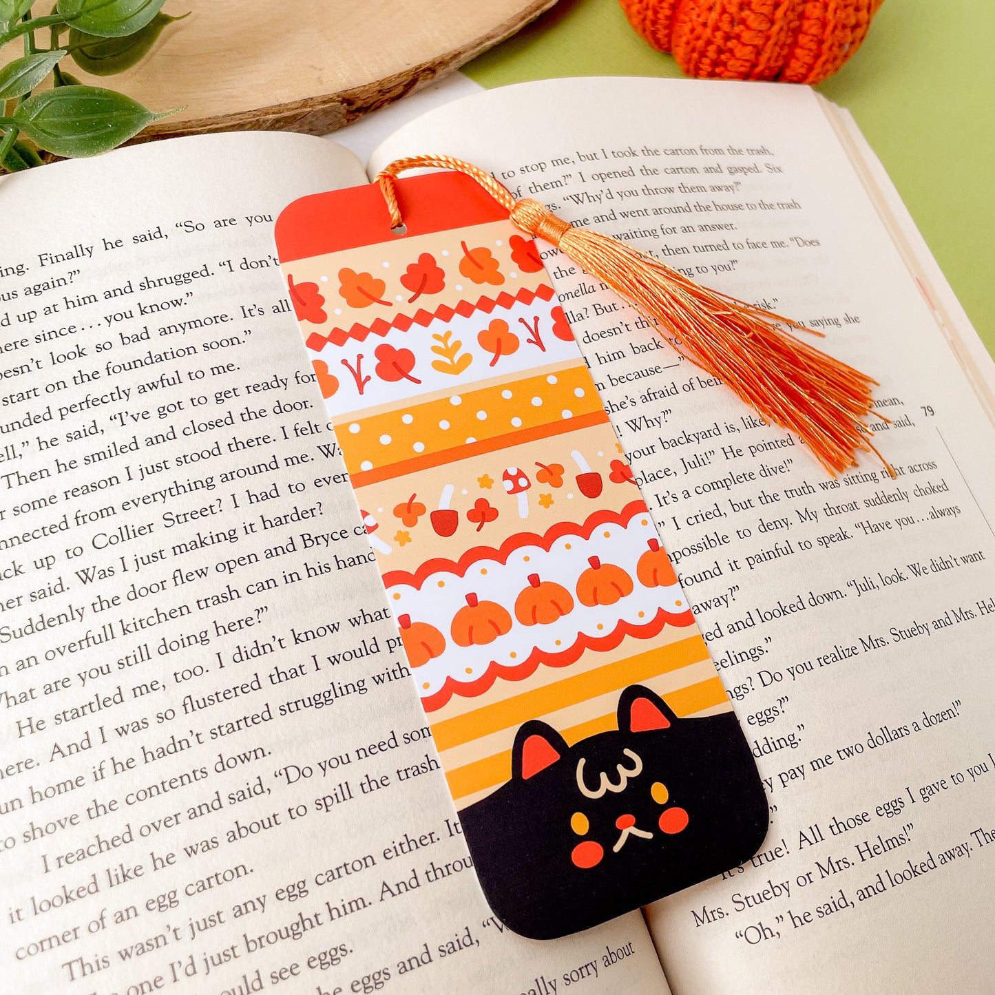 Kiki the Cat Autumn Pattern Bookmark