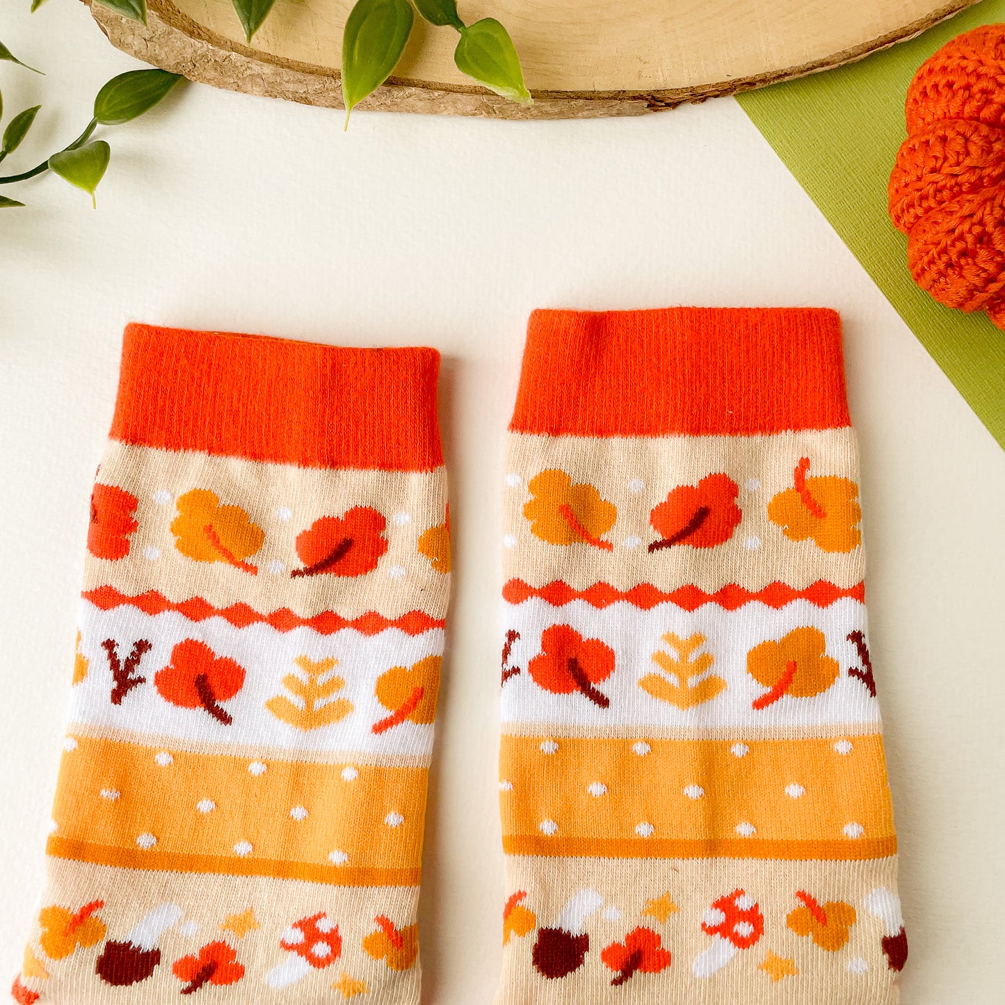 Kiki the Cat Autumn Pattern - Cotton Socks