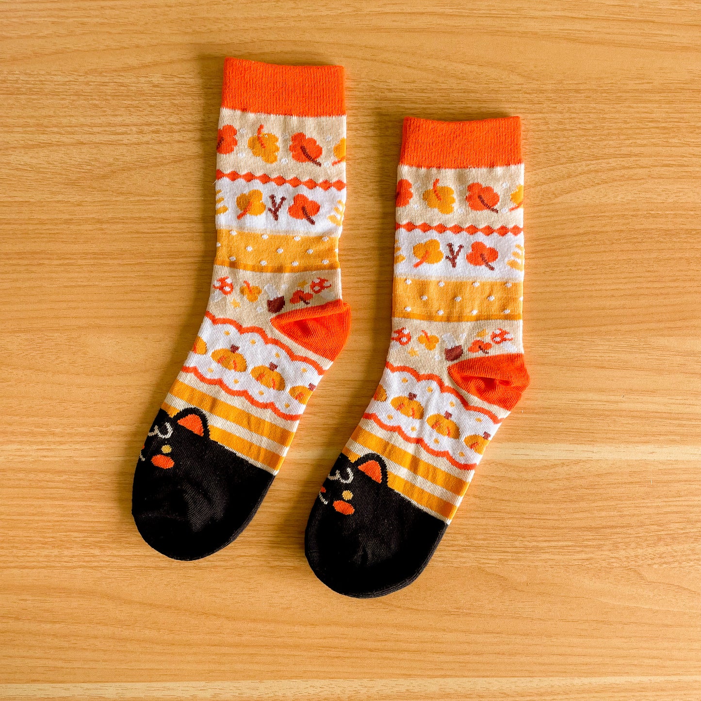 Kiki the Cat Autumn Pattern - Cotton Socks