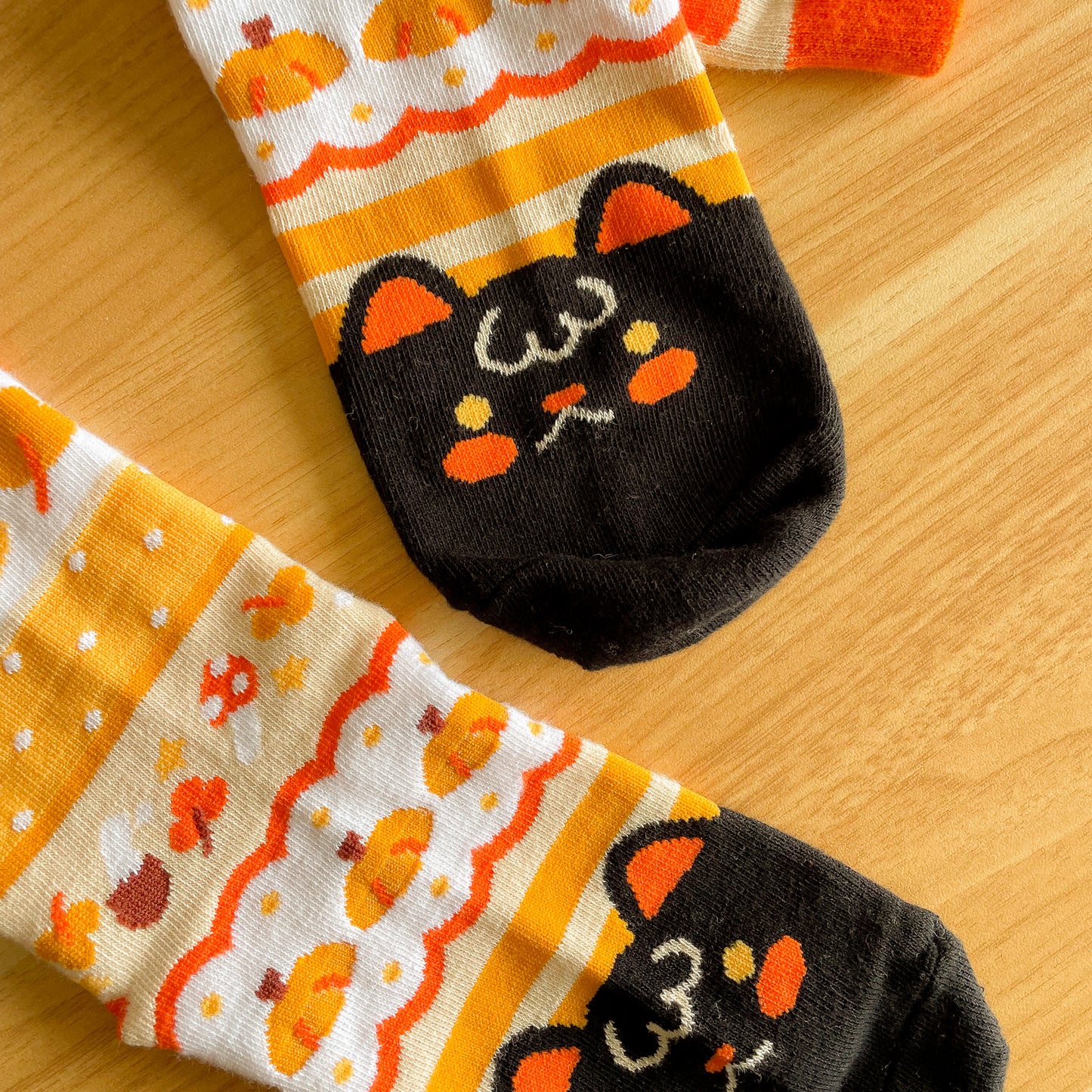 Kiki the Cat Autumn Pattern - Cotton Socks