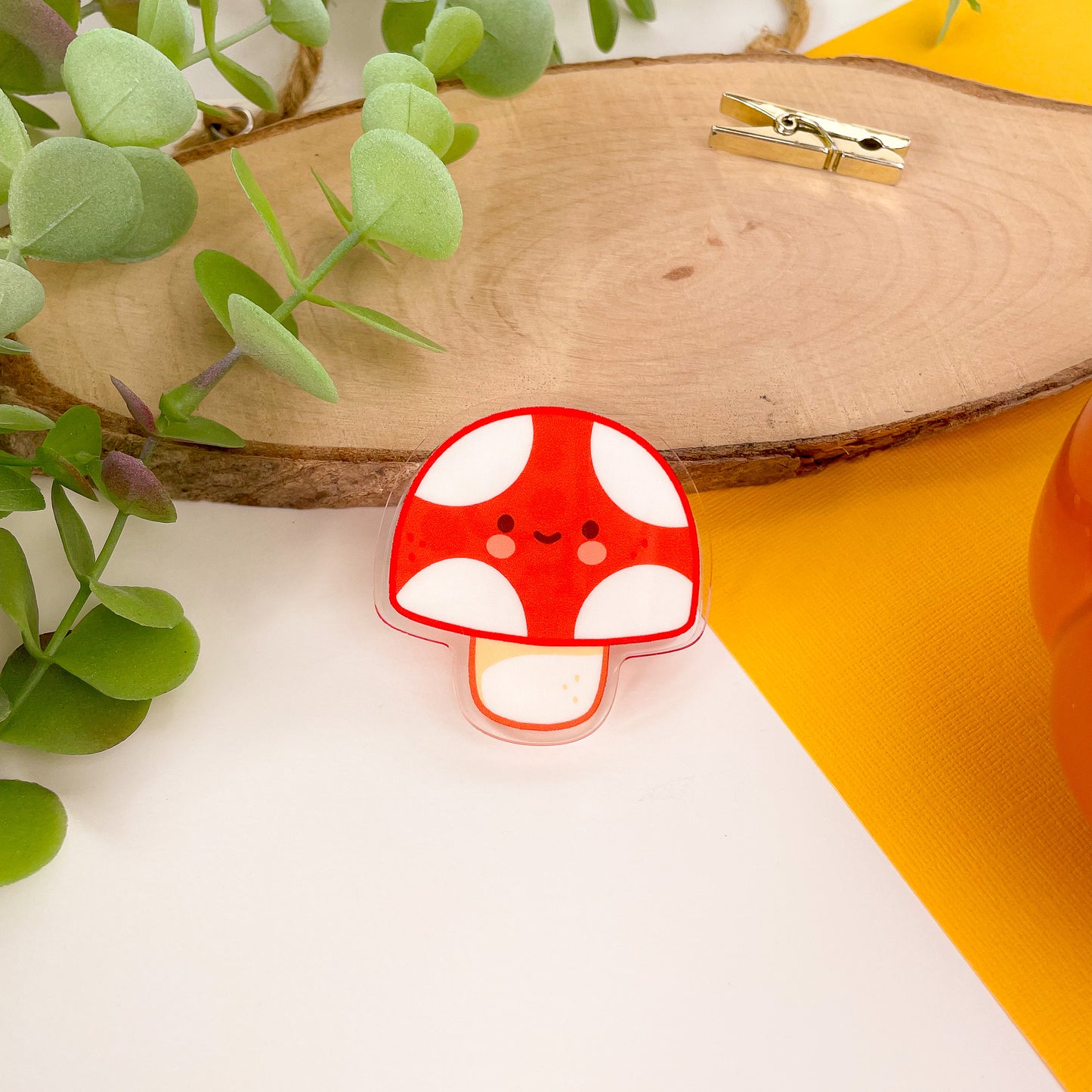 Mushroom Acrylic Clip