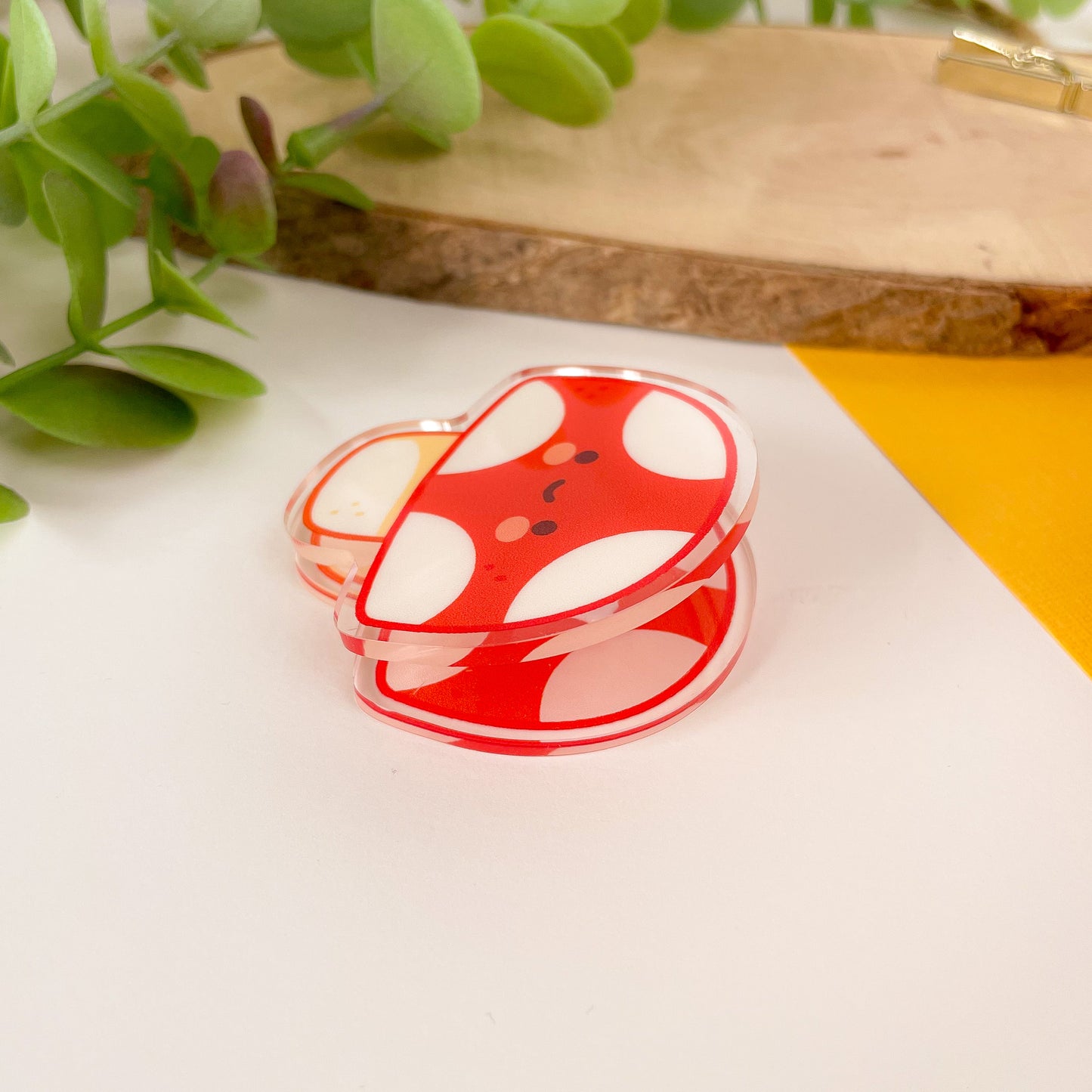 Mushroom Acrylic Clip