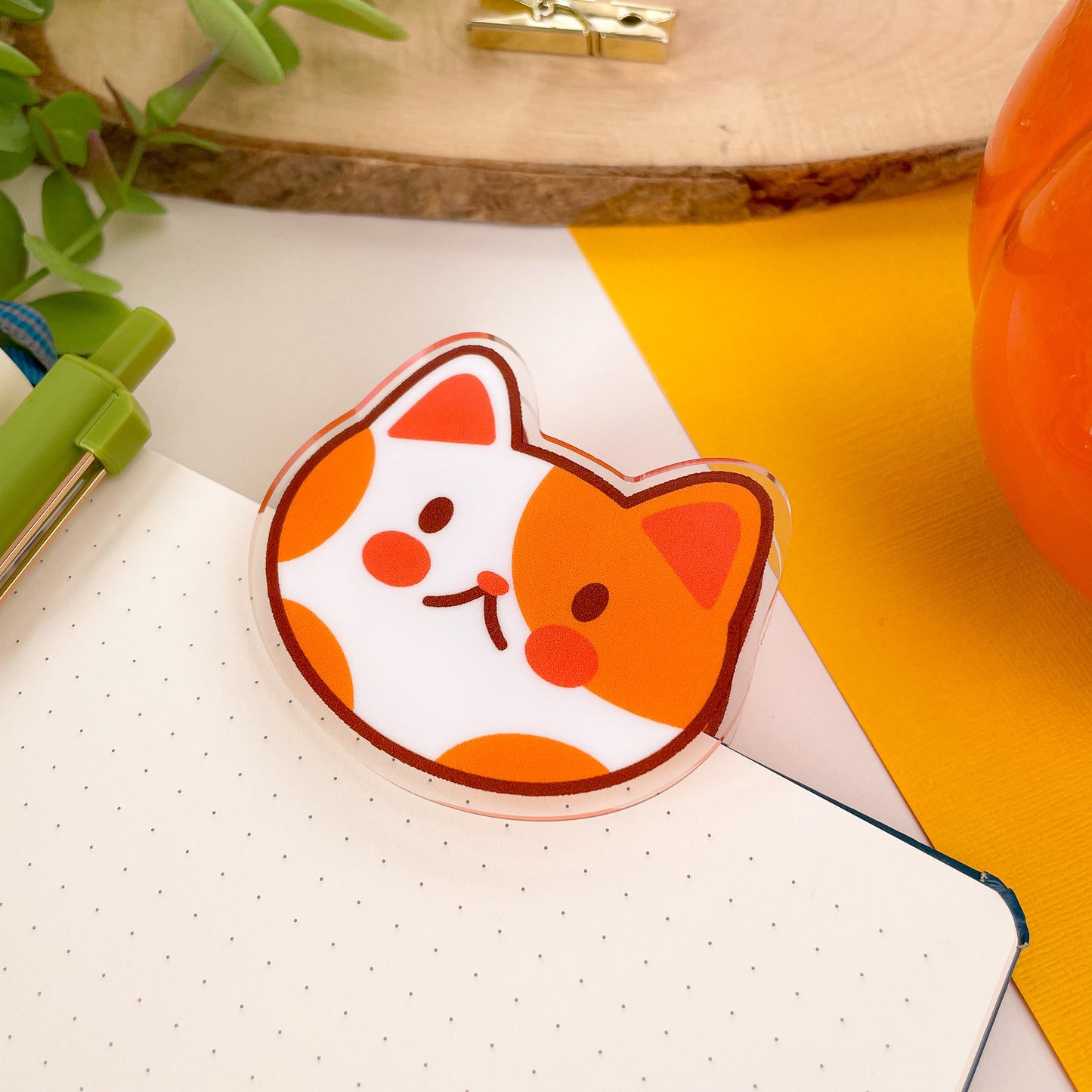 Brûlée Acrylic Clip