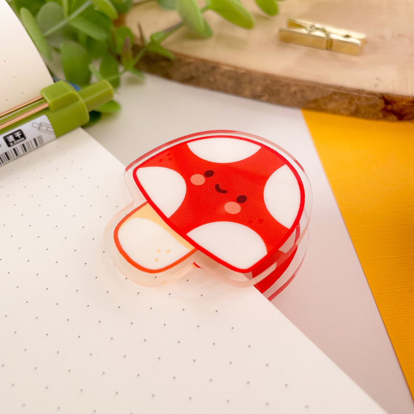 Mushroom - Acrylic Clip