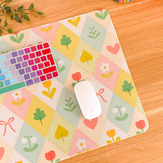 (PRE-ORDER) Spring Floral Quilt - Large Gaming Mouse Mat