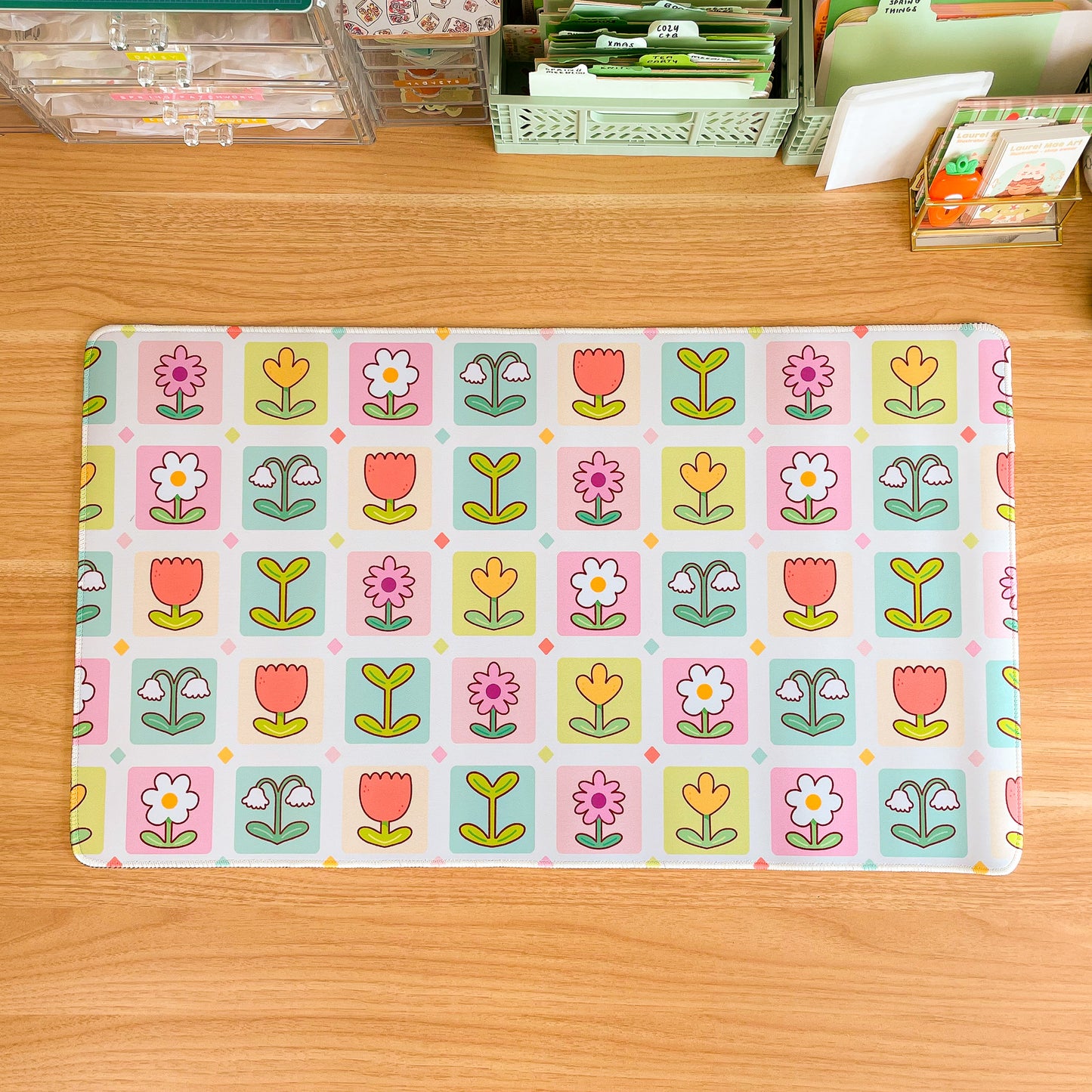 Flowers Pattern - Large Gaming Mouse Mat