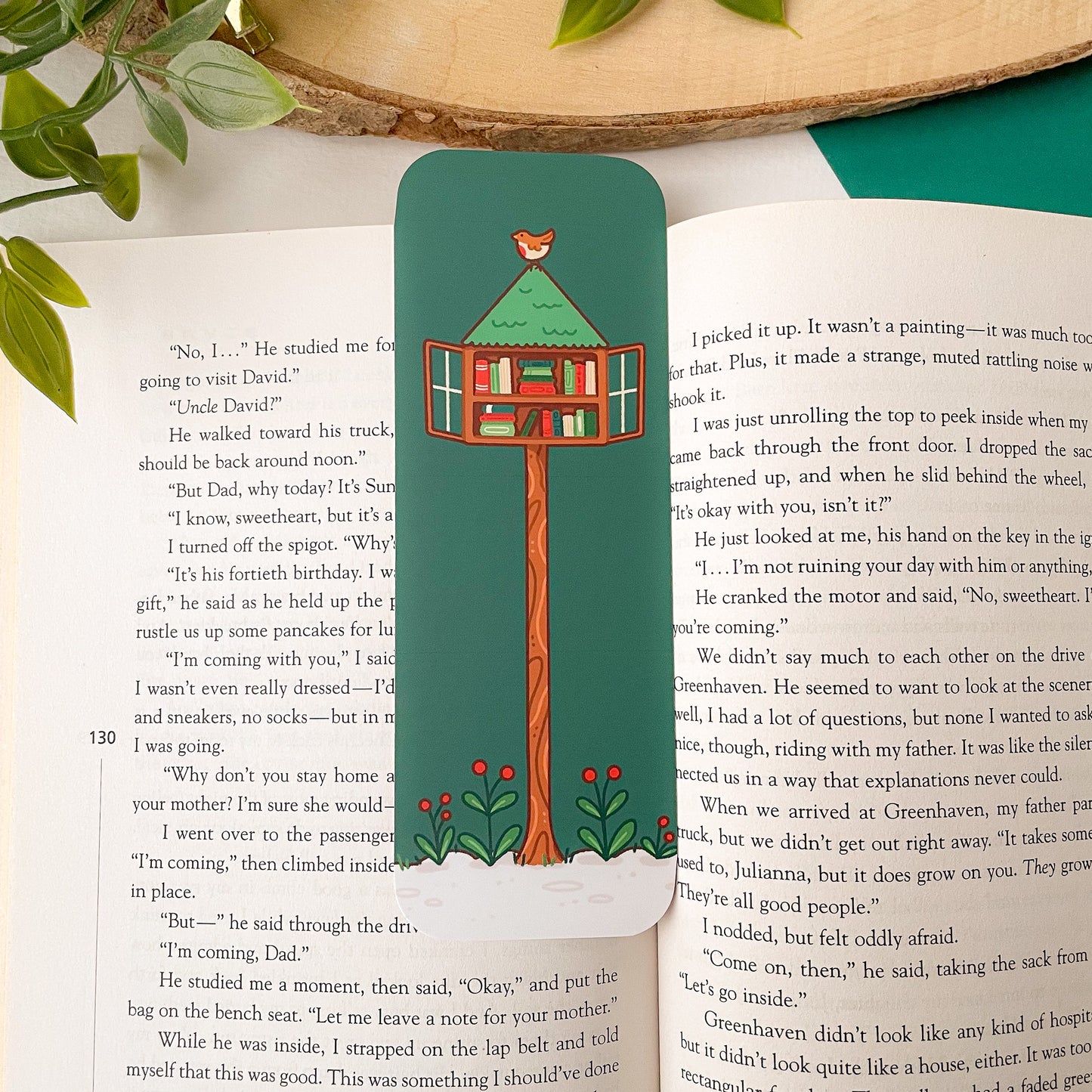 Tiny Library - Bookmark