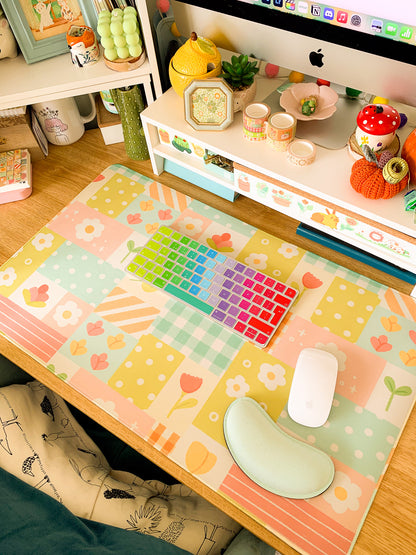 Spring Patchwork - Large Gaming Mouse Mat