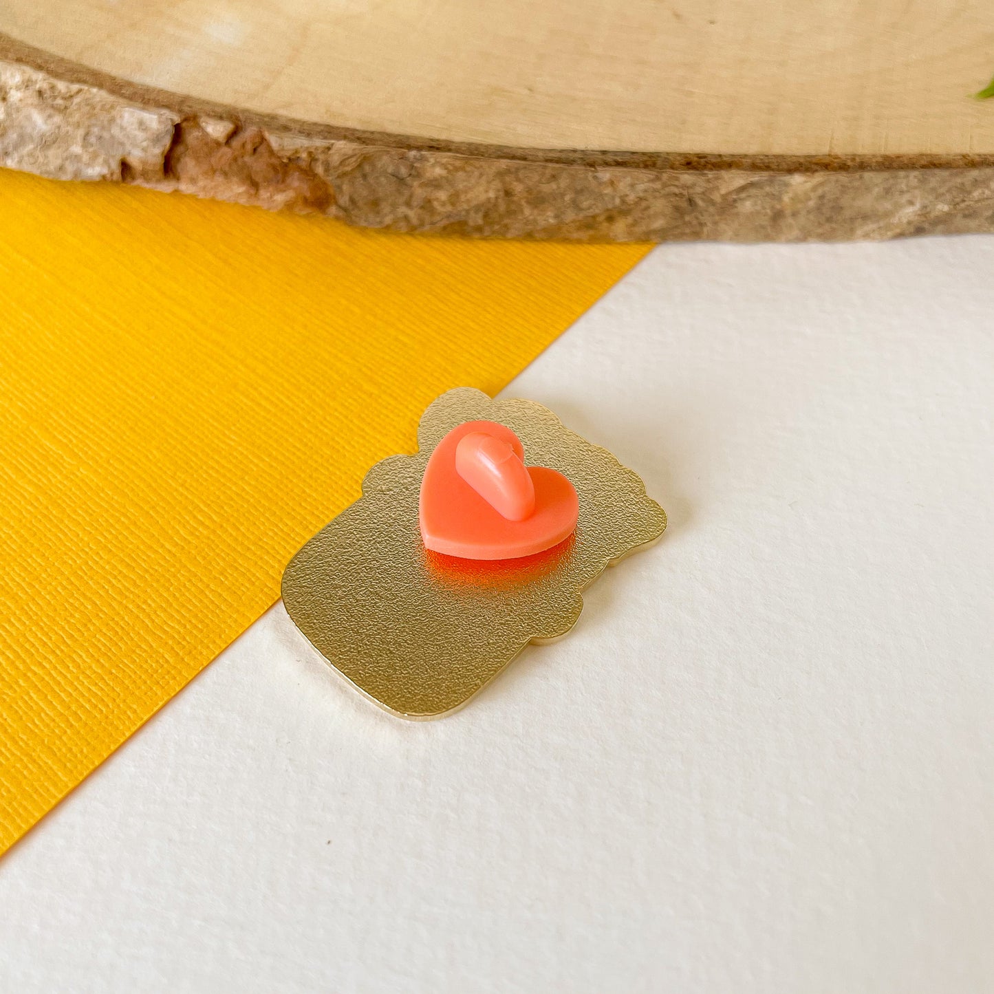 Happy Plant - Enamel Pin