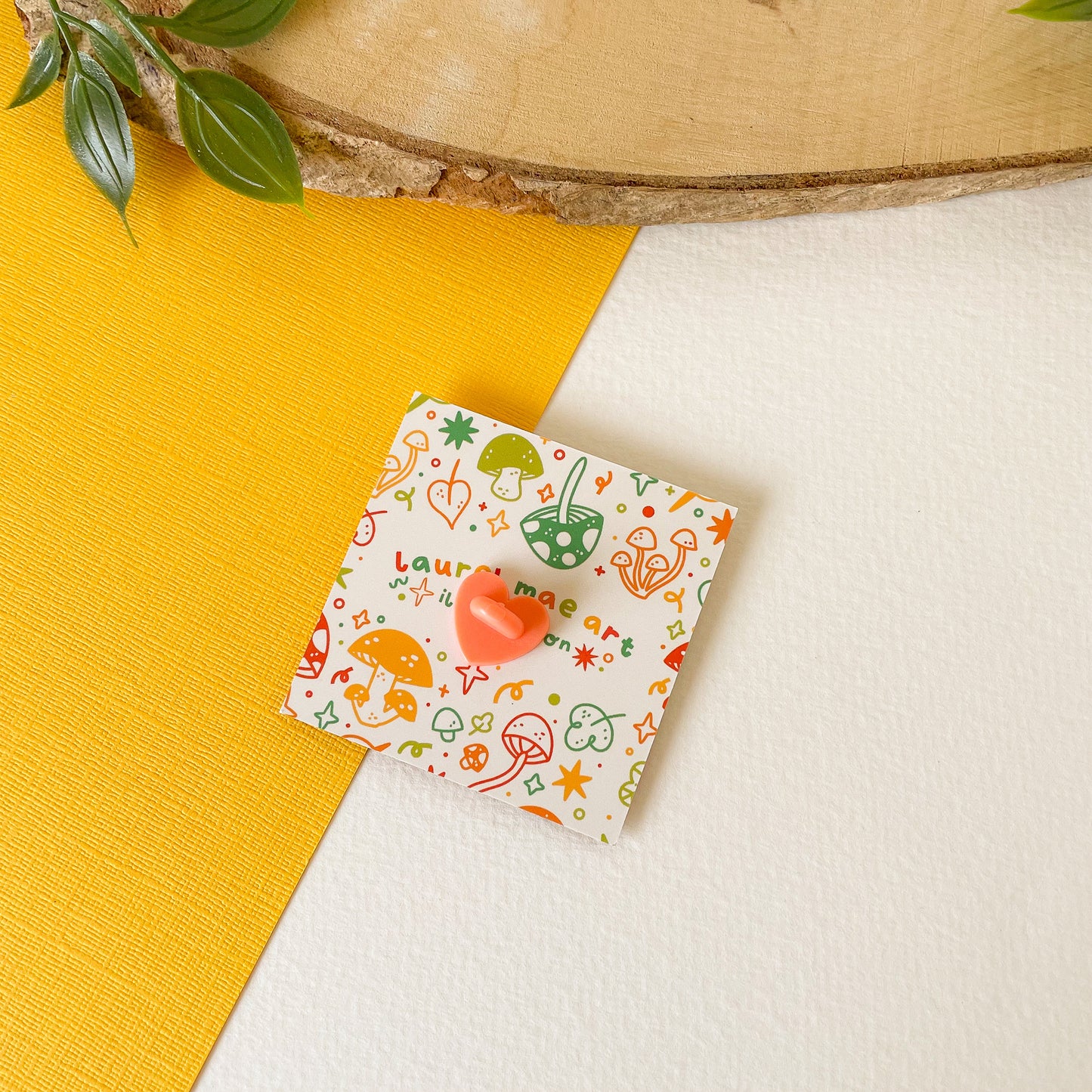 Happy Plant - Enamel Pin