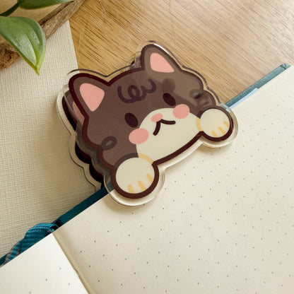 Peeking Cat - Acrylic Clip