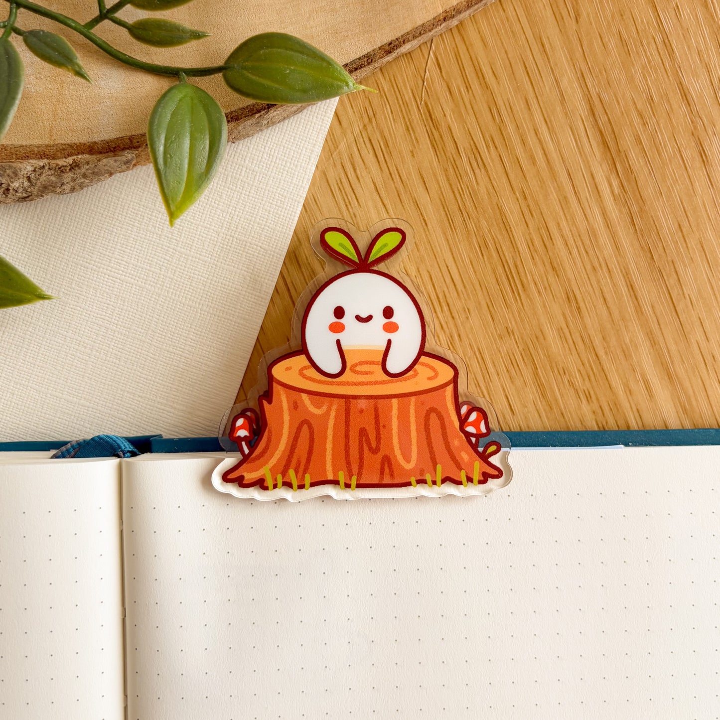 Forest Meebloo - Acrylic Clip