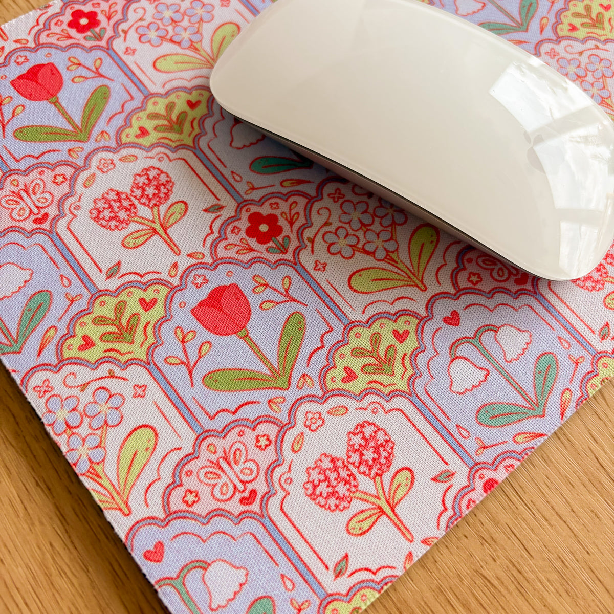 Scalloped Floral Pattern - Rectangle Mouse Mat