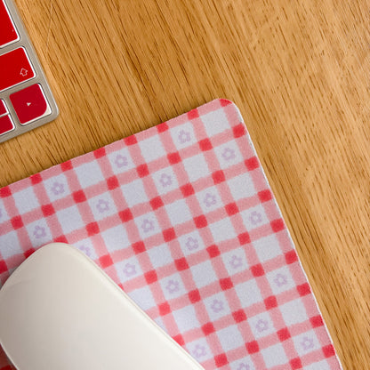 Pink Gingham Daisy - Rectangle Mouse Mat