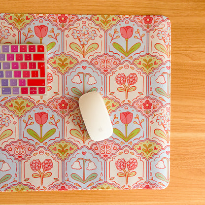Scalloped Floral Pattern - Large Gaming Mouse Mat