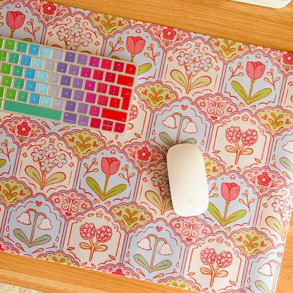 Scalloped Floral Pattern - Large Gaming Mouse Mat