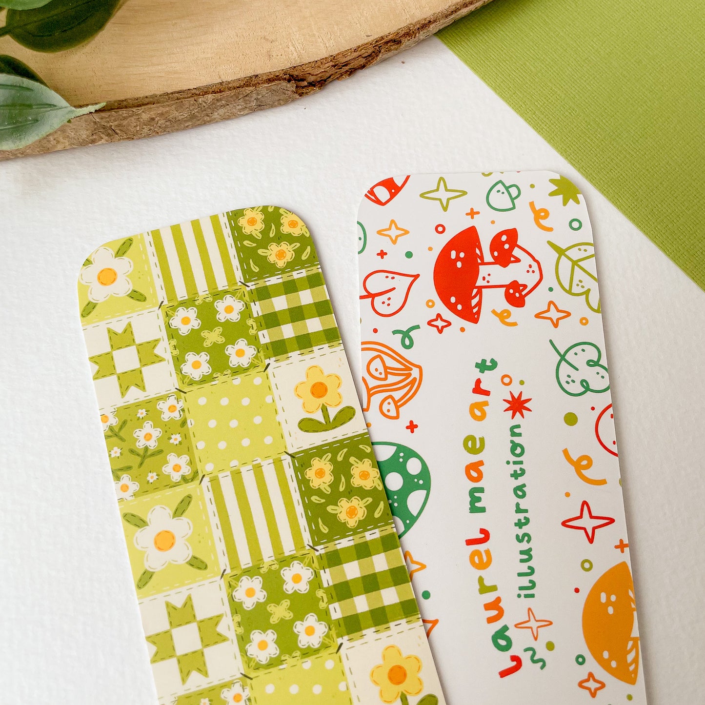 Green Daisy Blanket Bookmark
