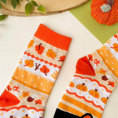 Kiki the Cat Autumn Pattern - Cotton Socks