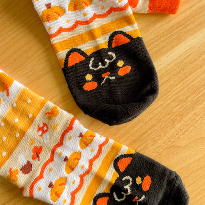 Kiki the Cat Autumn Pattern - Cotton Socks