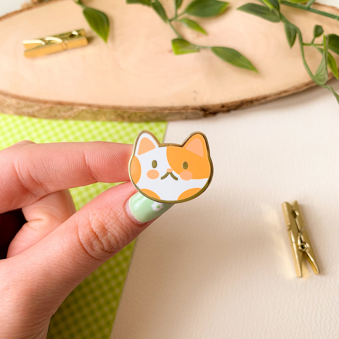 Brûlée the Cat - Enamel Pin