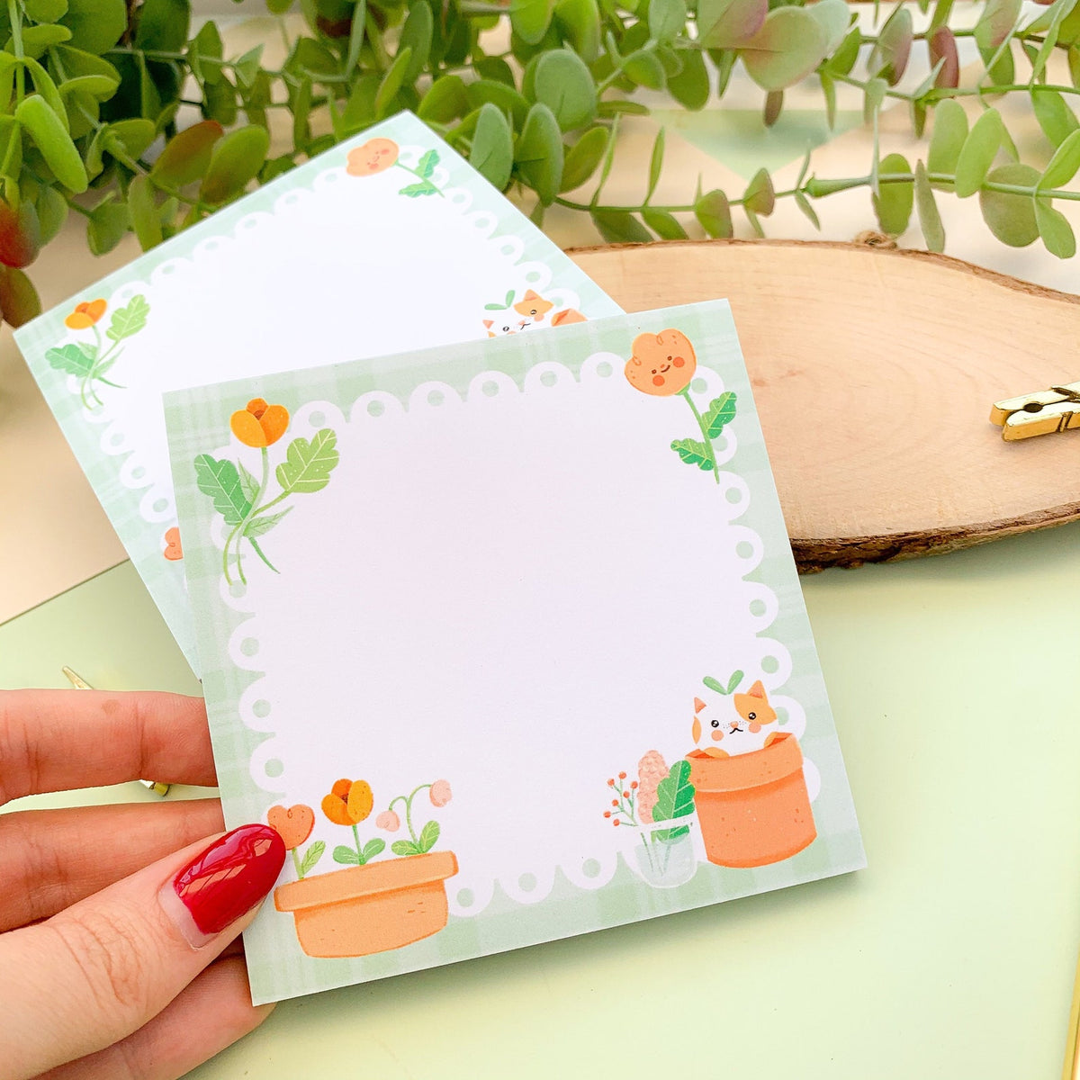 Spring Essentials - Memo Pad